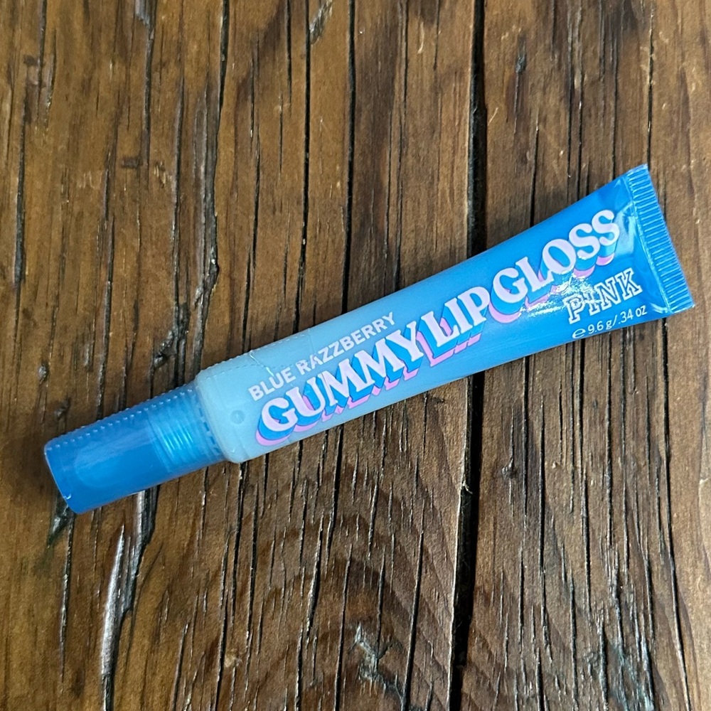PINK Victoria’s Secret Gummy Lip Gloss in Blue Razzberry  9.6g/0.34oz